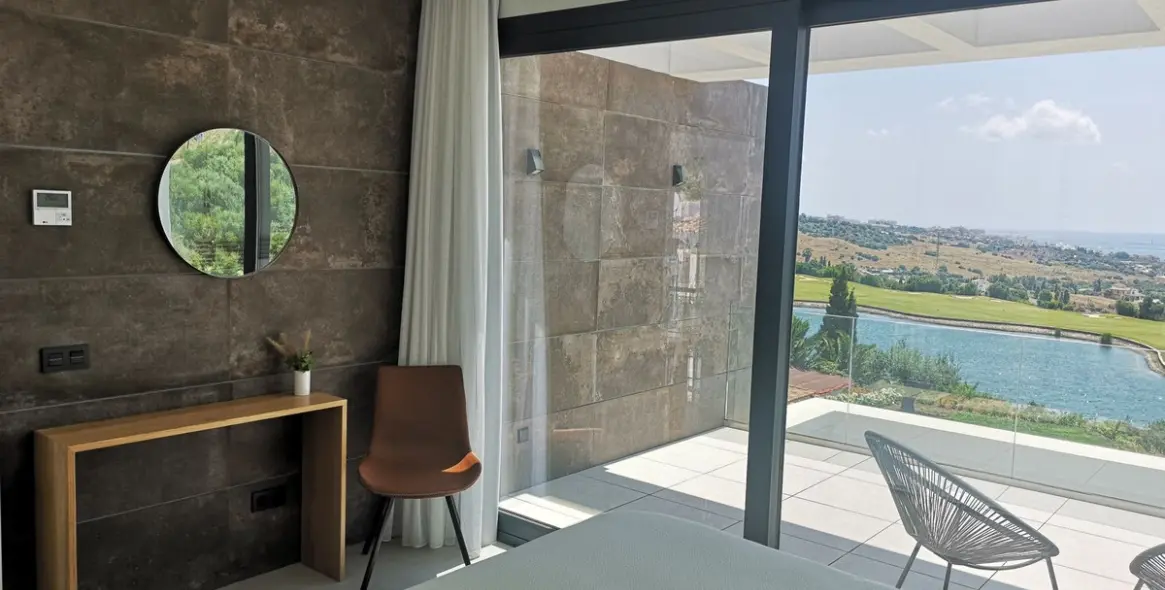 Краткосрочная аренда  отдельно стоящей виллы в Estepona 39