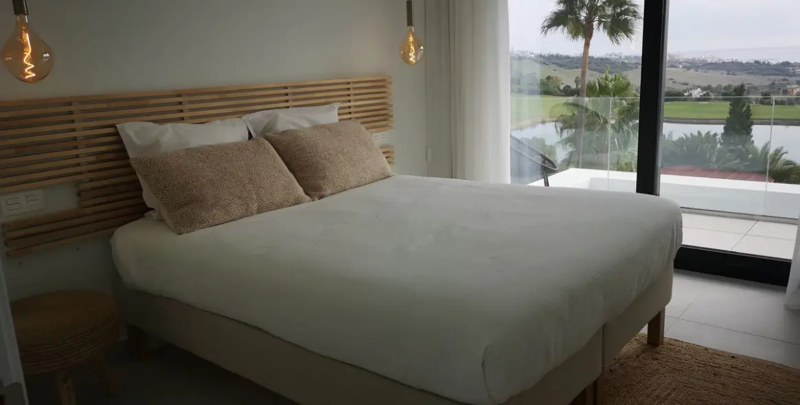 Краткосрочная аренда  отдельно стоящей виллы в Estepona 40