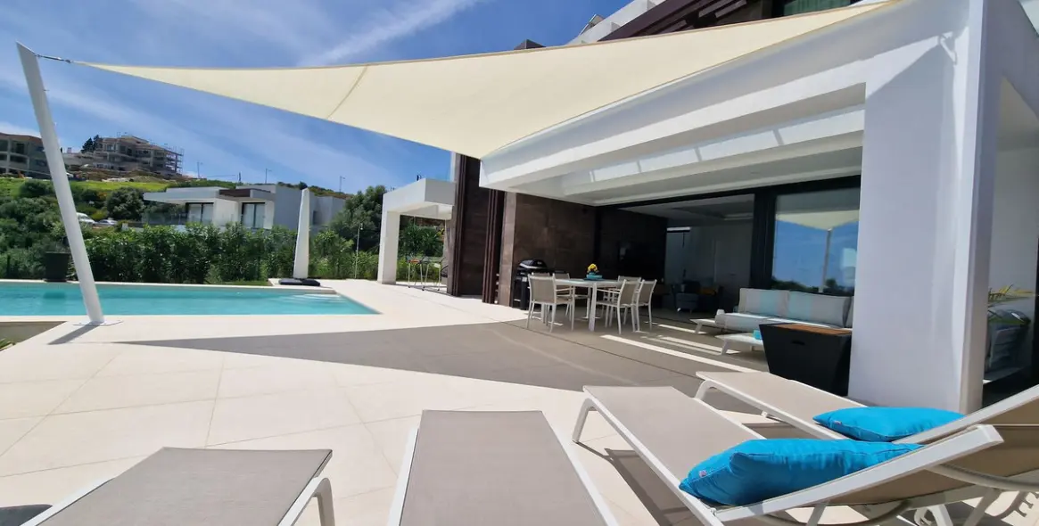 Краткосрочная аренда  отдельно стоящей виллы в Estepona 42