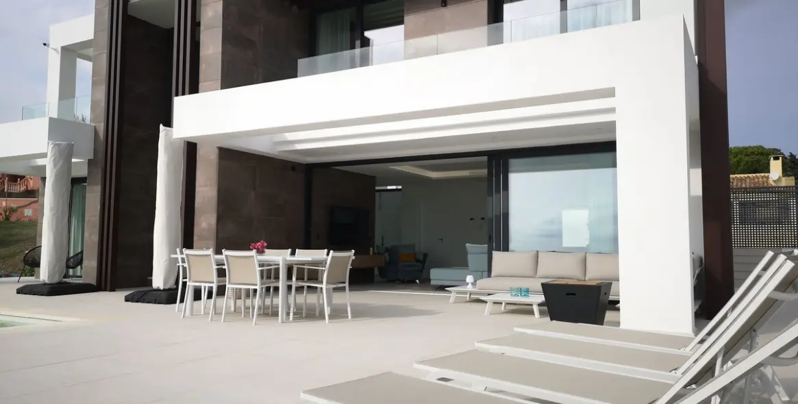 Краткосрочная аренда  отдельно стоящей виллы в Estepona 43