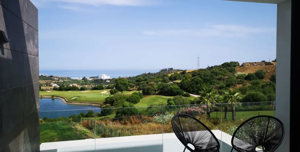 Краткосрочная аренда  отдельно стоящей виллы в Estepona 48