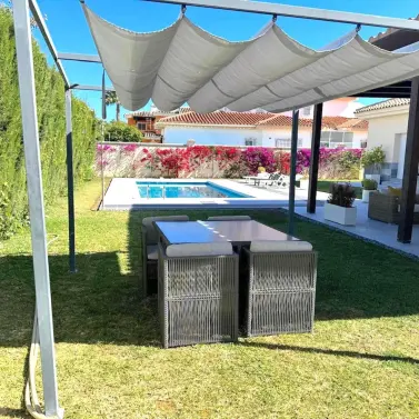 Долгосрочная аренда  отдельно стоящей виллы в San Pedro de Alcántara