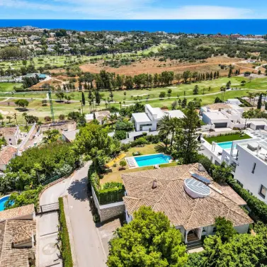 Краткосрочная аренда  отдельно стоящей виллы в El Paraiso