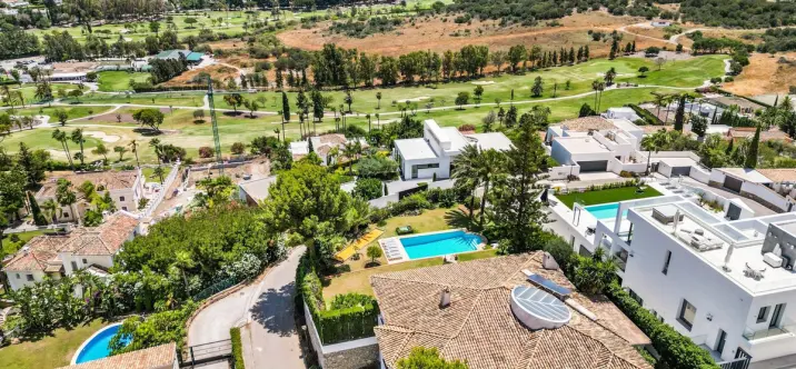 Краткосрочная аренда  отдельно стоящей виллы в El Paraiso 4