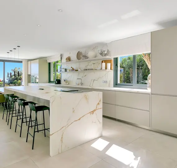 Краткосрочная аренда  отдельно стоящей виллы в Cabopino