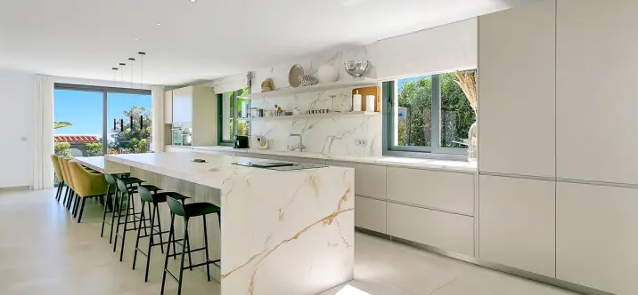 Краткосрочная аренда  отдельно стоящей виллы в Cabopino 2