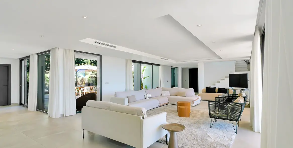 Short-term rent of detached villa in Cabopino 5