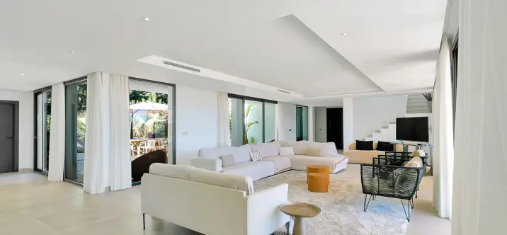 Краткосрочная аренда  отдельно стоящей виллы в Cabopino 4