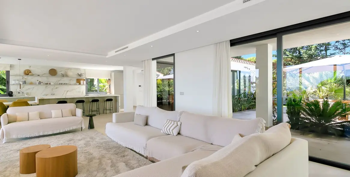 Short-term rent of detached villa in Cabopino 6