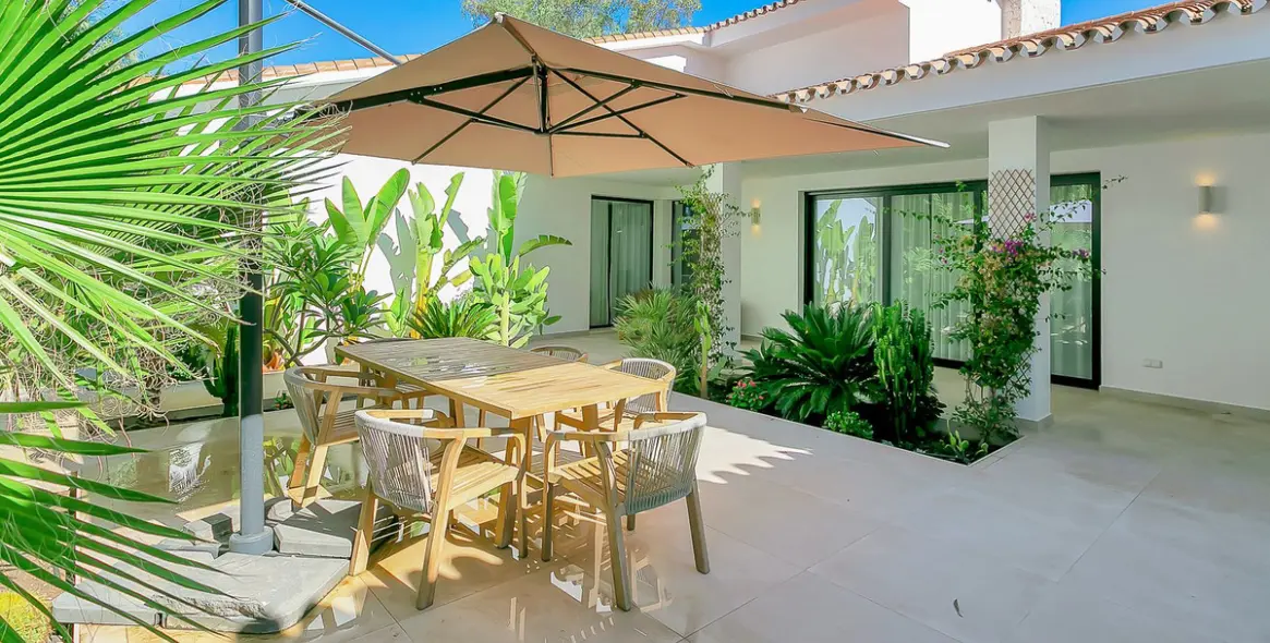 Short-term rent of detached villa in Cabopino 16