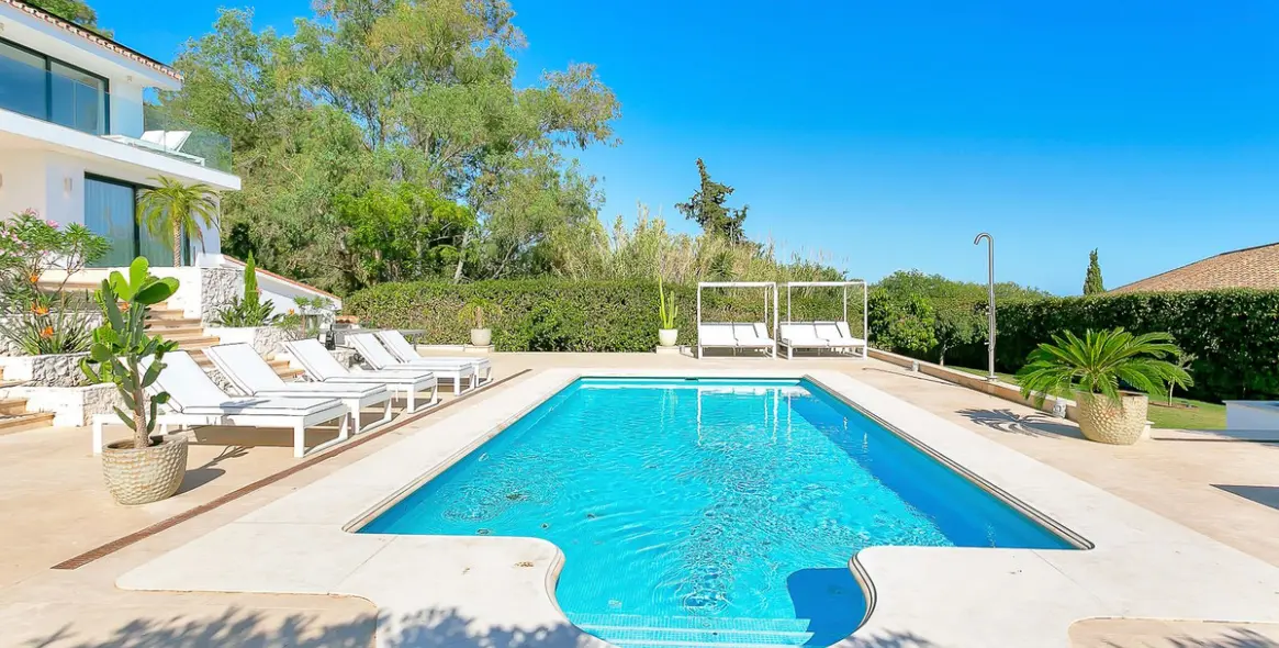 Short-term rent of detached villa in Cabopino 17