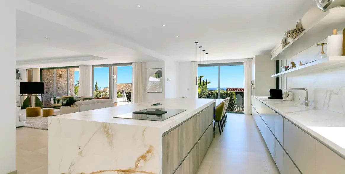 Short-term rent of detached villa in Cabopino 25