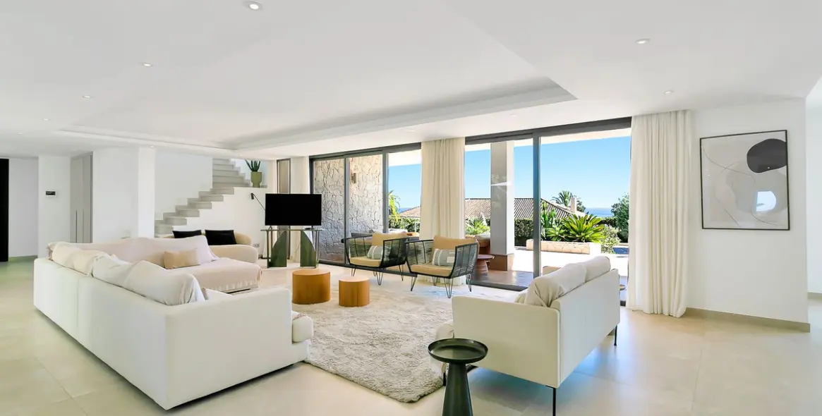 Short-term rent of detached villa in Cabopino 26