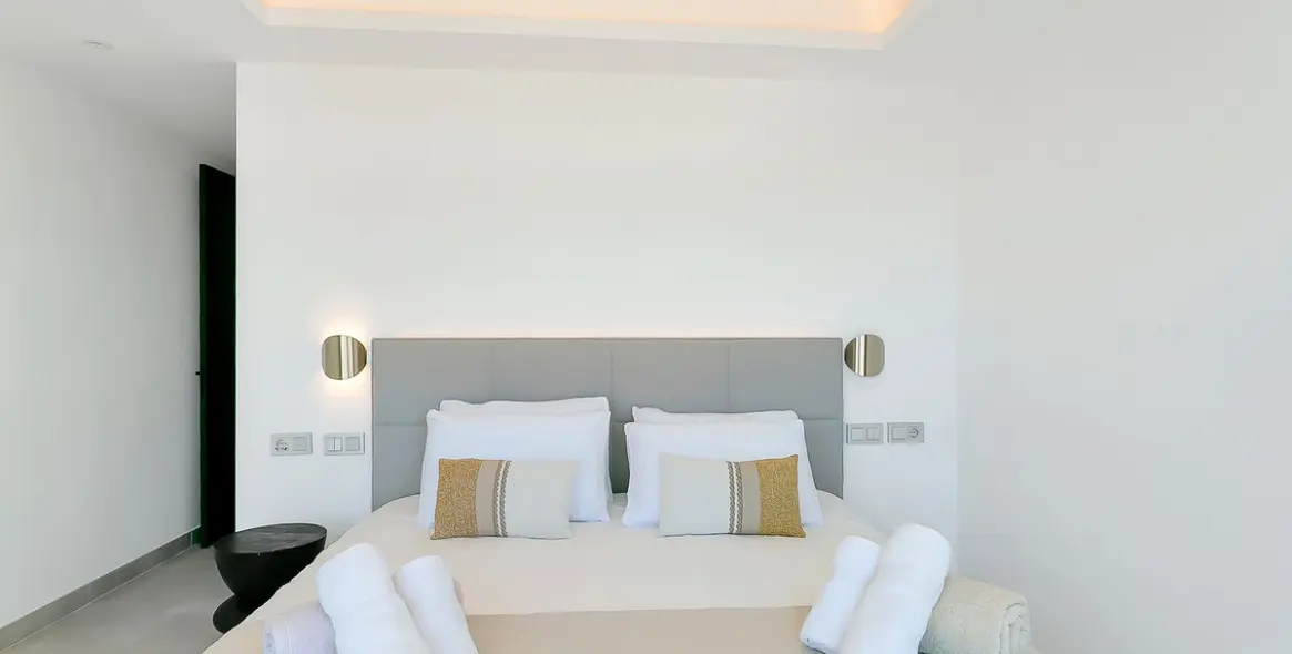 Short-term rent of detached villa in Cabopino 65