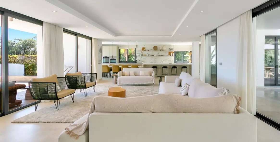 Short-term rent of detached villa in Cabopino 74