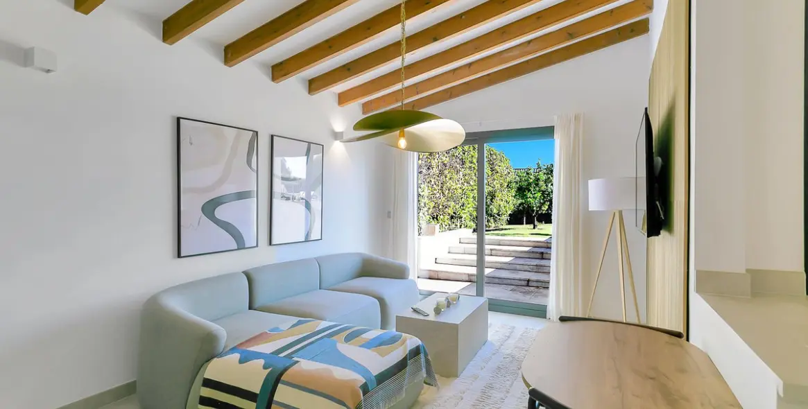 Short-term rent of detached villa in Cabopino 111