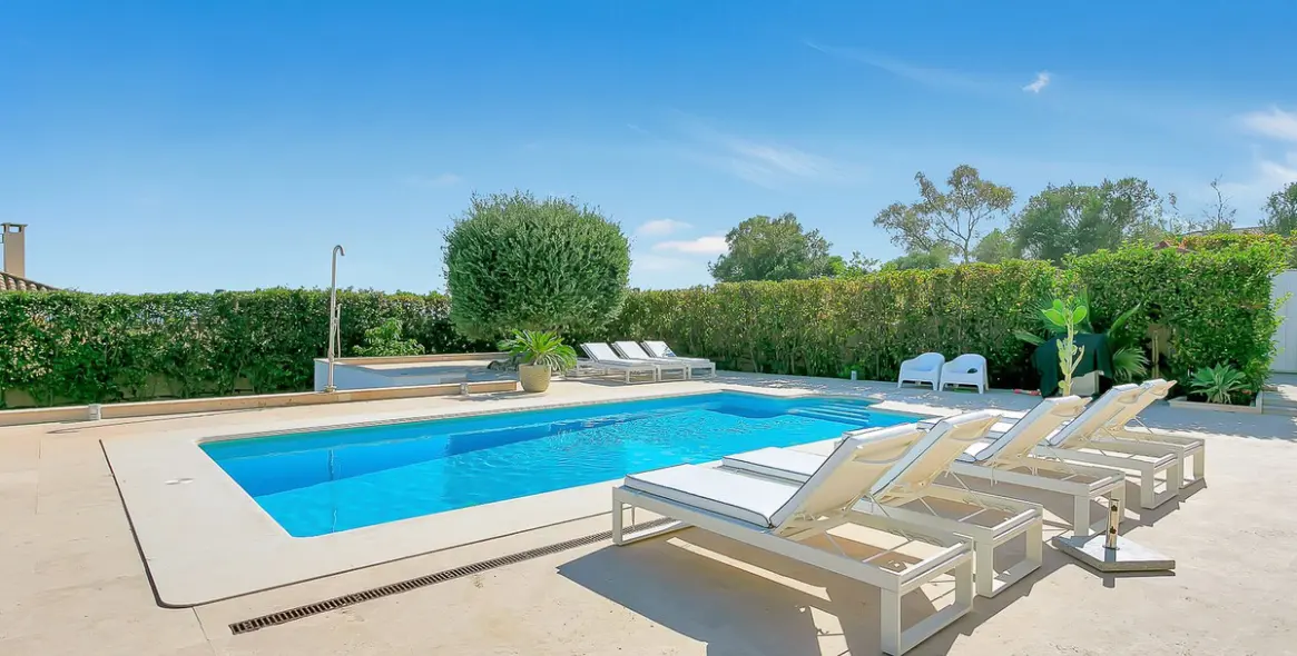 Short-term rent of detached villa in Cabopino 136