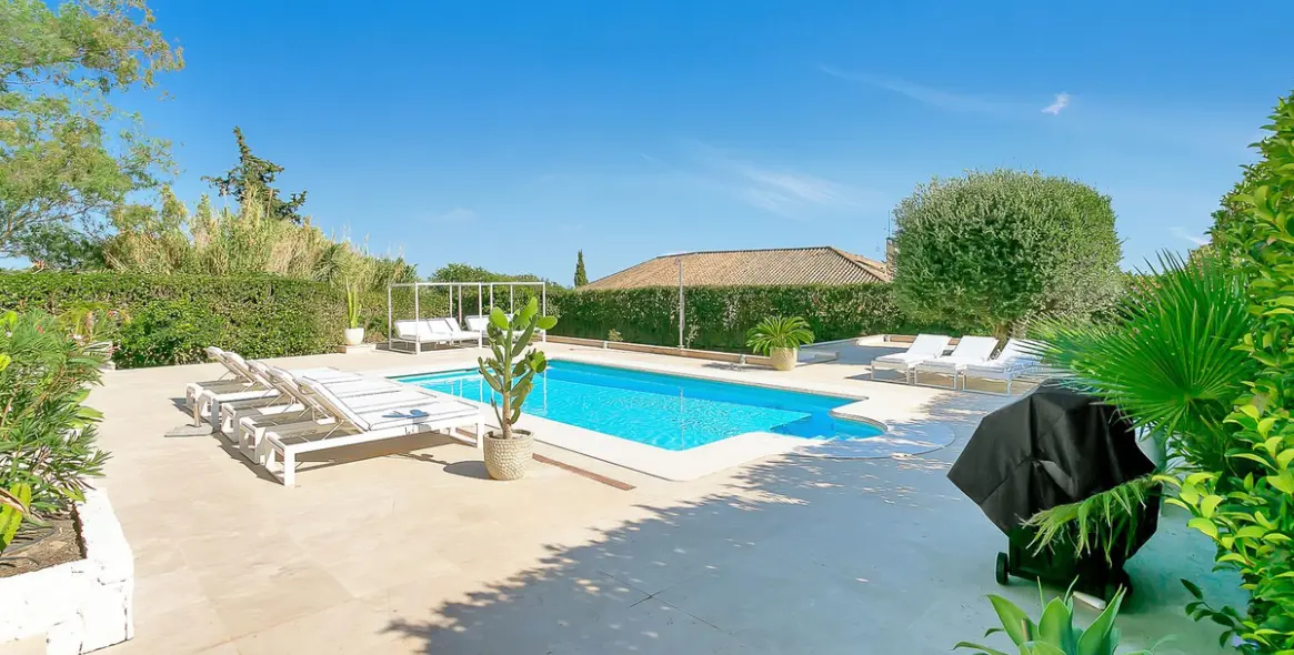 Short-term rent of detached villa in Cabopino 137