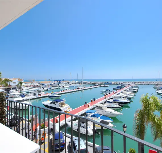 Short-term rent of middle floor apartment in Puerto Banús