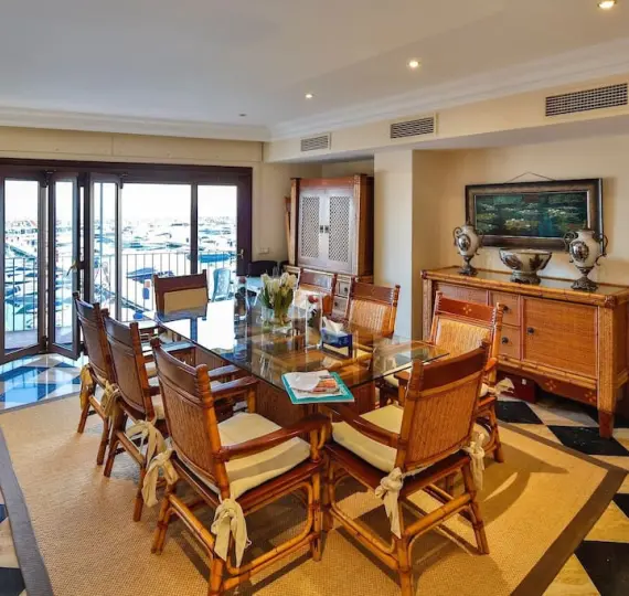 Short-term rent of middle floor apartment in Puerto Banús