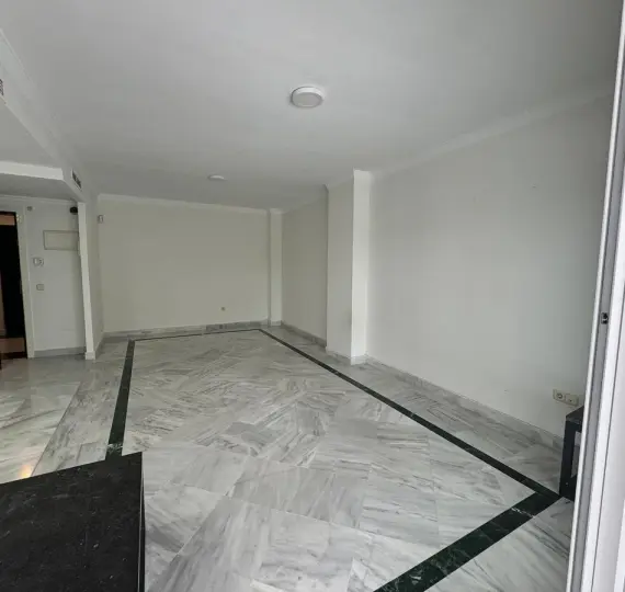 Long-term rent of ground floor apartment in Nueva Andalucía