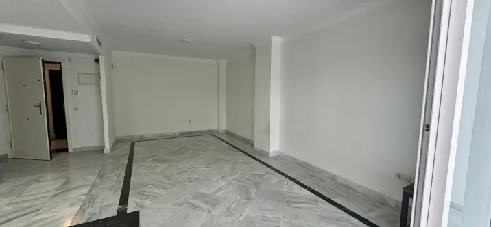 Long-term rent of ground floor apartment in Nueva Andalucía 1