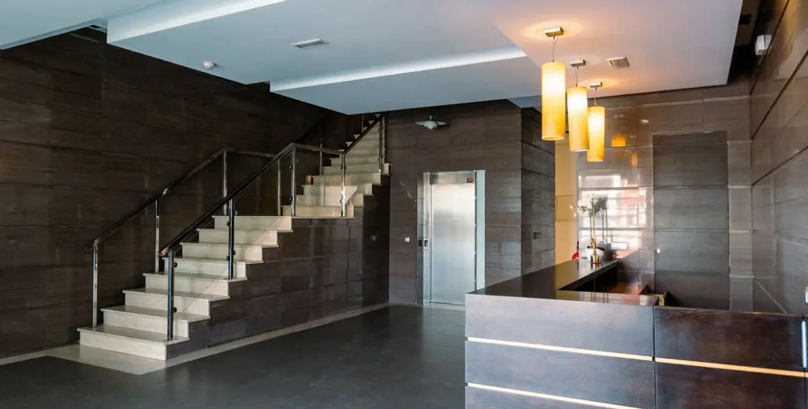 Long-term rent of office in Estepona 2