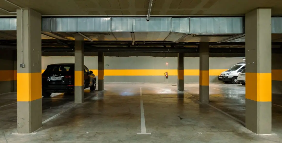 Long-term rent of office in Estepona 8