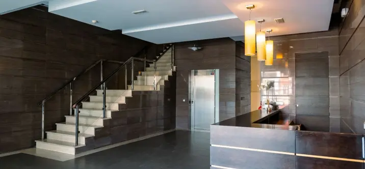 Long-term rent of office in Estepona 1