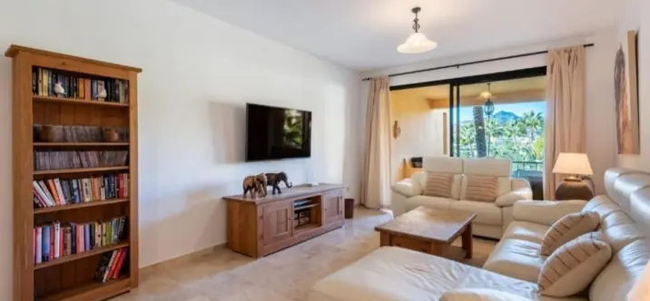 Long-term rent of middle floor apartment in Diana Park 1