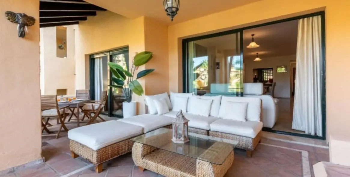 Long-term rent of middle floor apartment in Diana Park 14