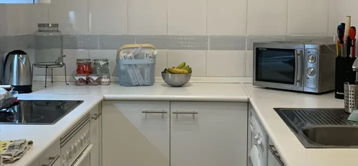 Long-term rent of middle floor apartment in New Golden Mile 2