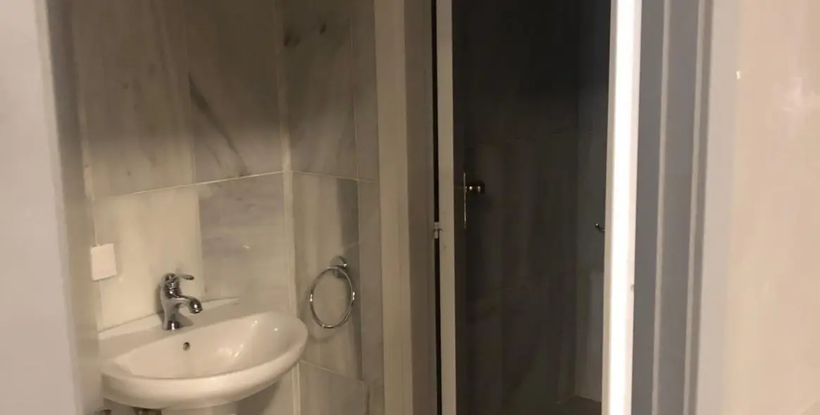 Long-term rent of commercial premises in Marbella 9