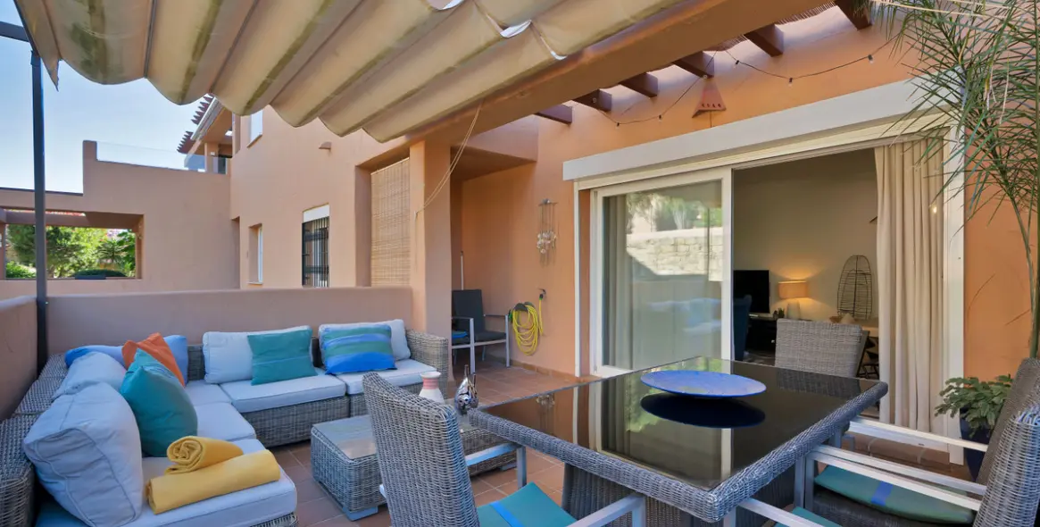 Долгосрочная аренда апартаментов на первом этаже в Marbella (район Marbella) 2