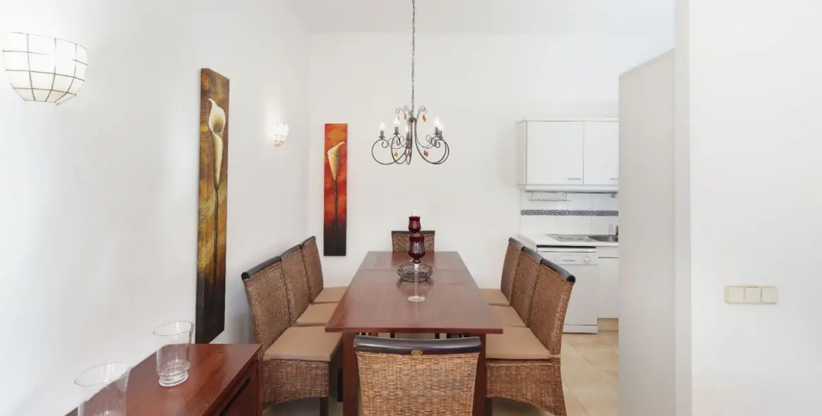 Long-term rent of ground floor apartment in Atalaya 4