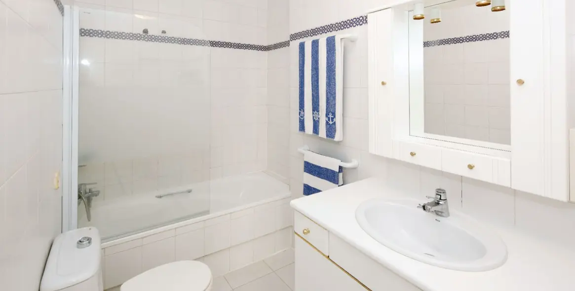 Long-term rent of ground floor apartment in Atalaya 7