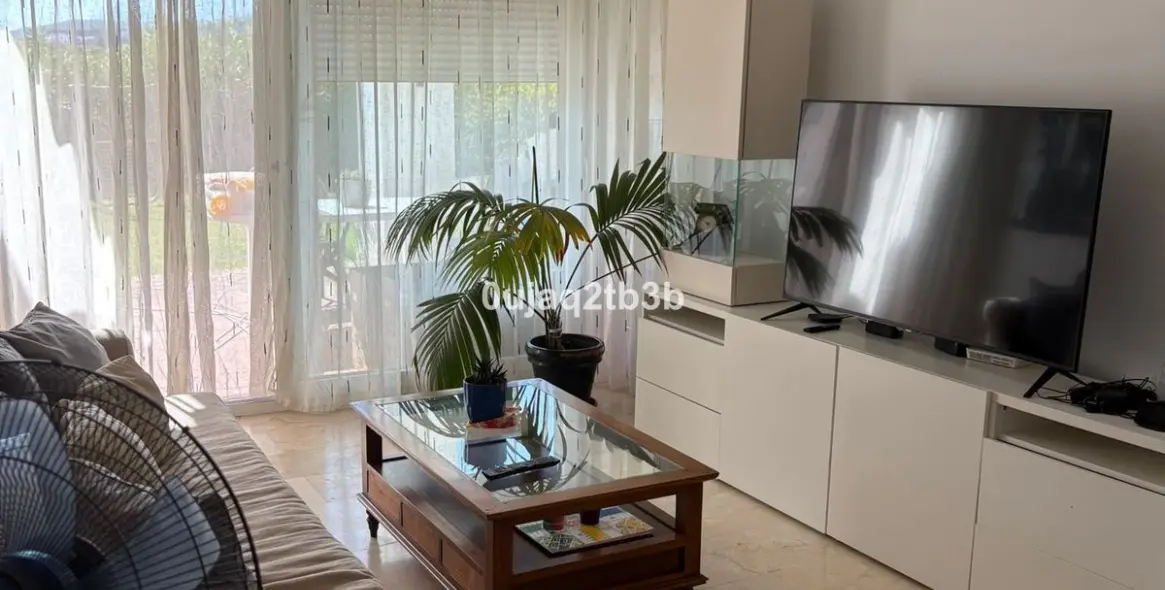 Long-term rent of ground floor apartment in La Quinta 2