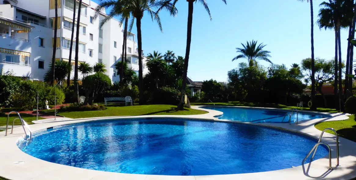 Long-term rent of ground floor apartment in Marbella 11