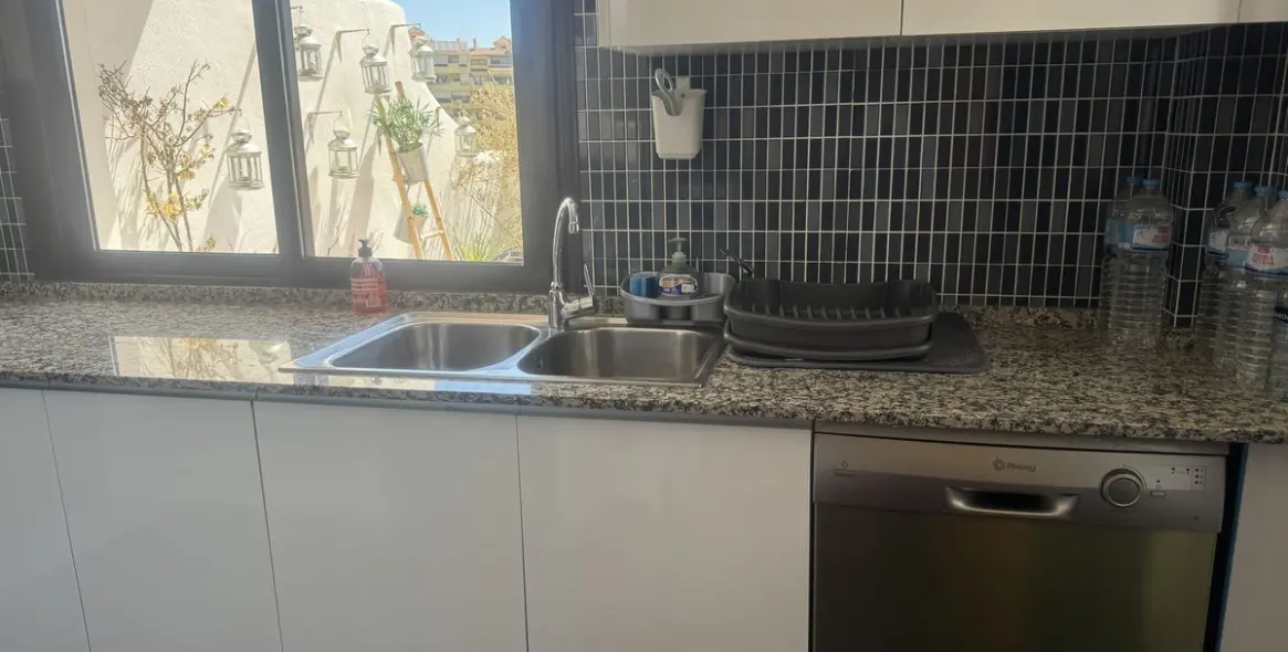 Long-term rent of middle floor apartment in Selwo 9