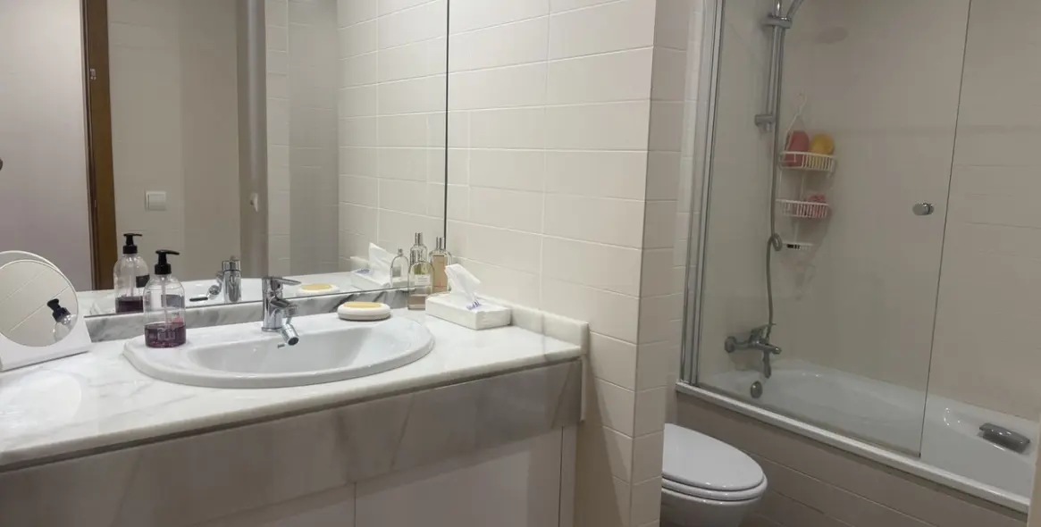 Long-term rent of middle floor apartment in Selwo 16