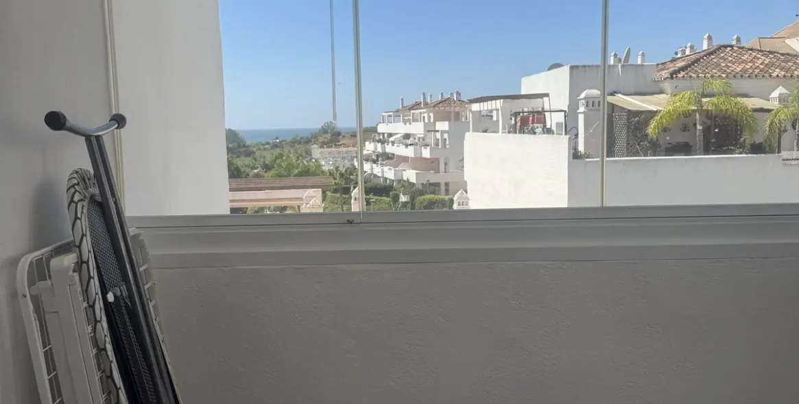 Long-term rent of middle floor apartment in Selwo 20