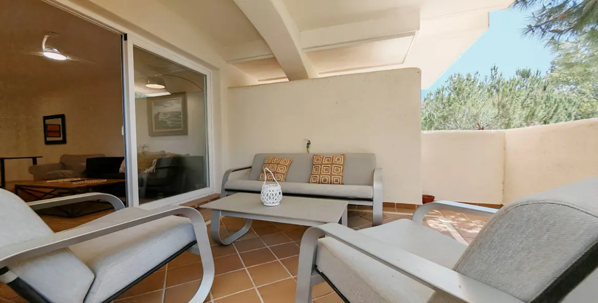 Long-term rent of middle floor apartment in Elviria 16