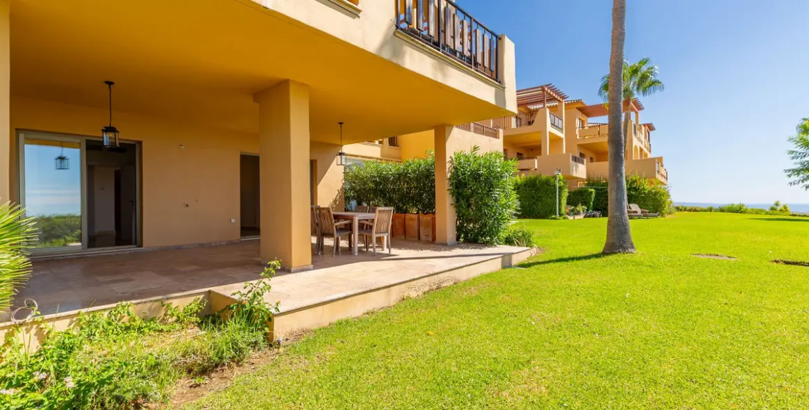 Long-term rent of ground floor apartment in Benahavís 2