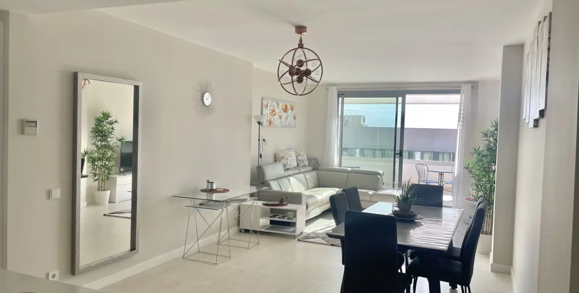 Long-term rent of penthouse in Selwo 5