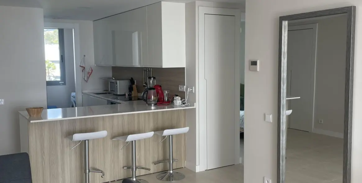 Long-term rent of penthouse in Selwo 6