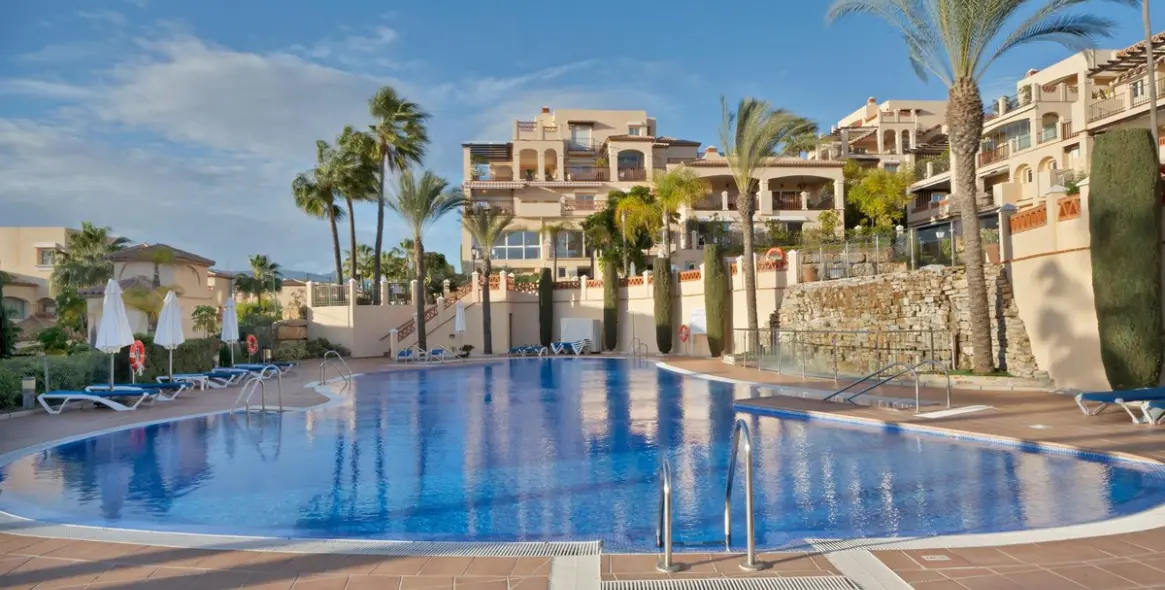 Long-term rent of middle floor apartment in Atalaya 1