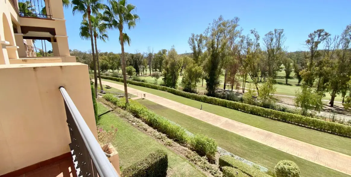 Long-term rent of middle floor apartment in Atalaya 3