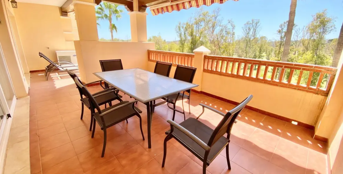 Long-term rent of middle floor apartment in Atalaya 4