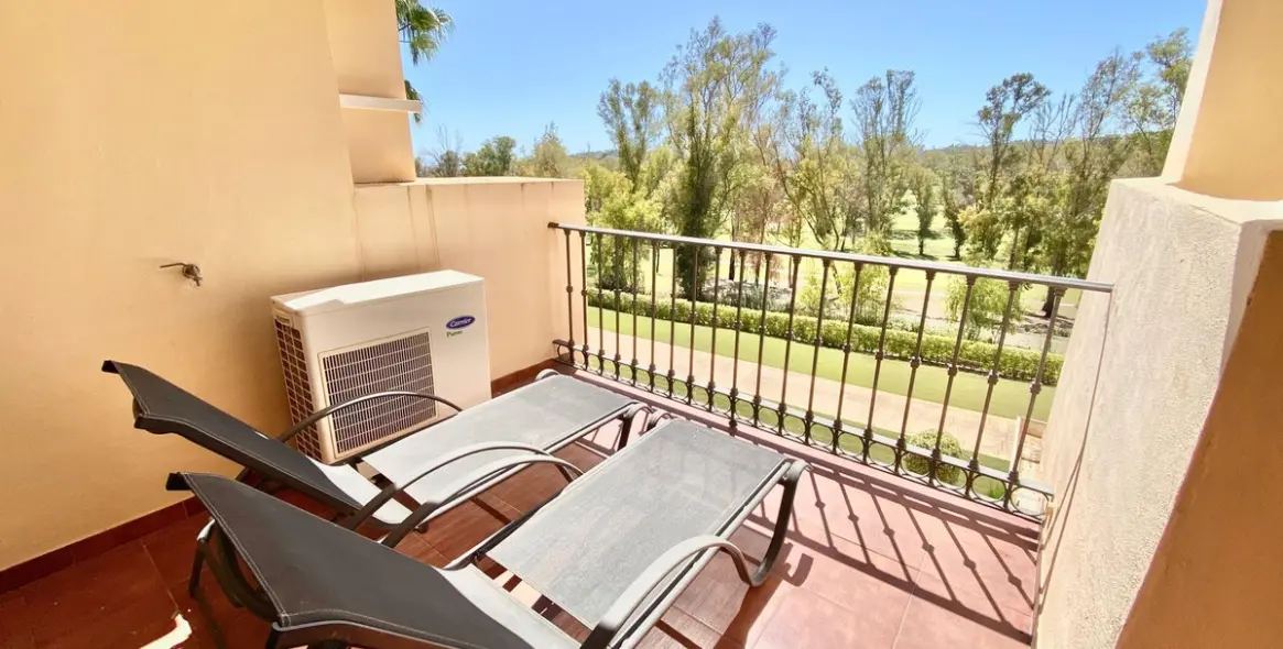 Long-term rent of middle floor apartment in Atalaya 5