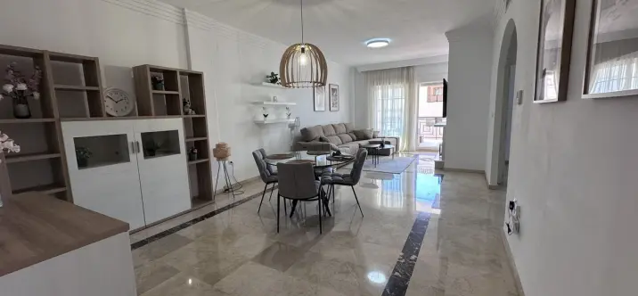 Продажа апартаментов на среднем этаже в Nueva Andalucía 2